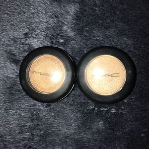 MAC eyeshadow duo